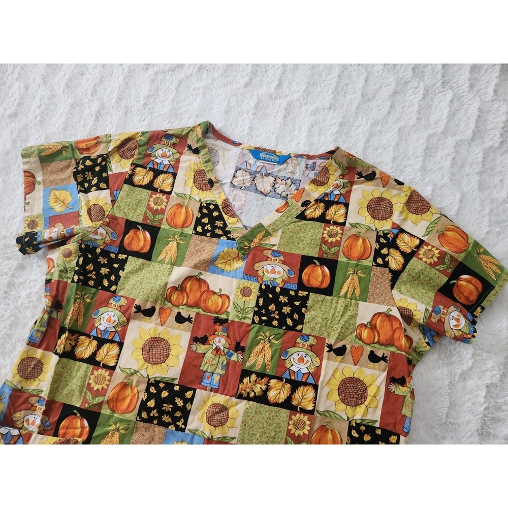 Scrub Wear V-Neck Scrub Top Womens XL Fall Harvest Scarecrow Pumpkin Sunflower